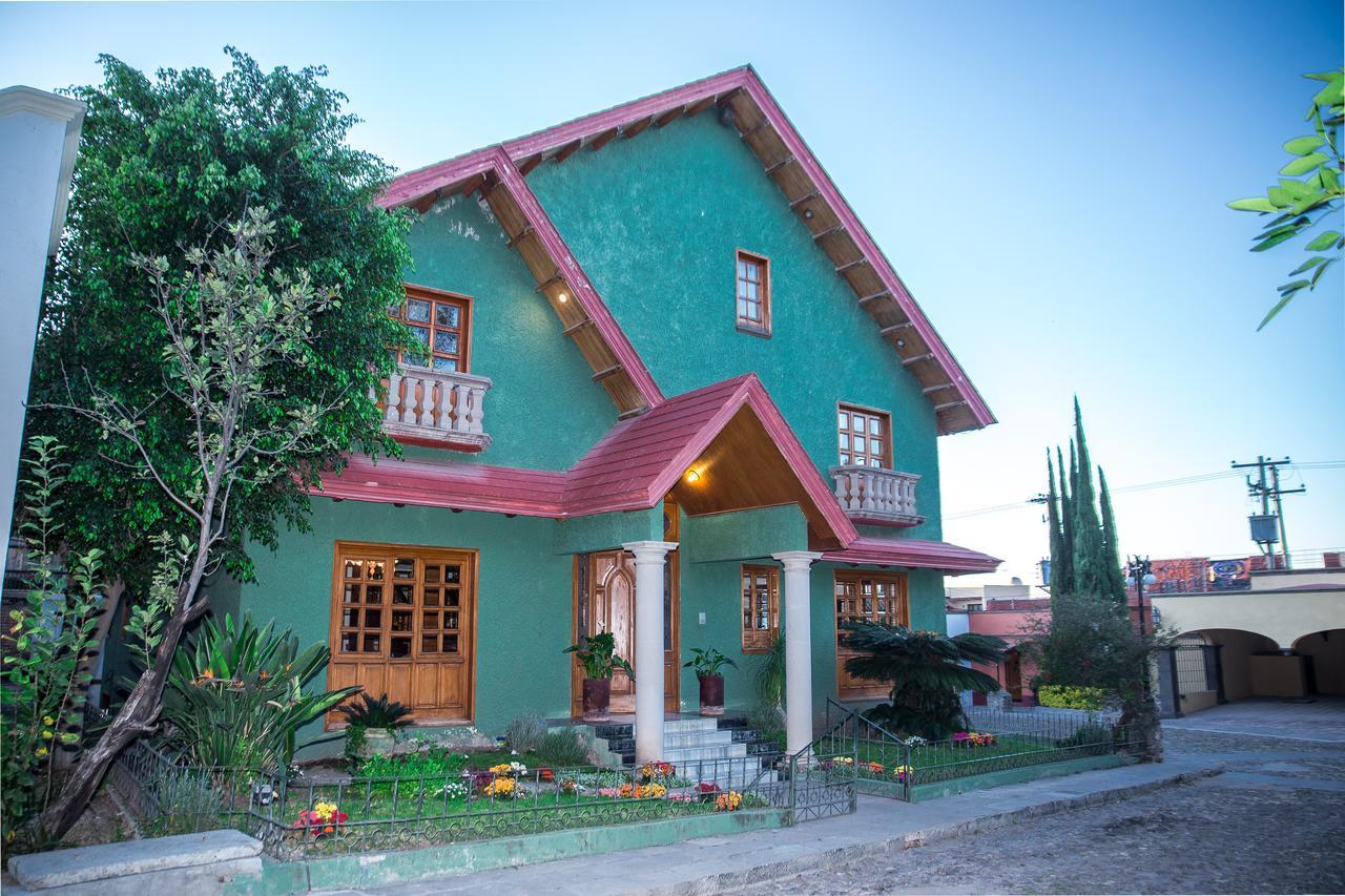 サン・ミゲル・デ・アジェンデ Tu Casa En El Parque Bed & Breakfast エクステリア 写真