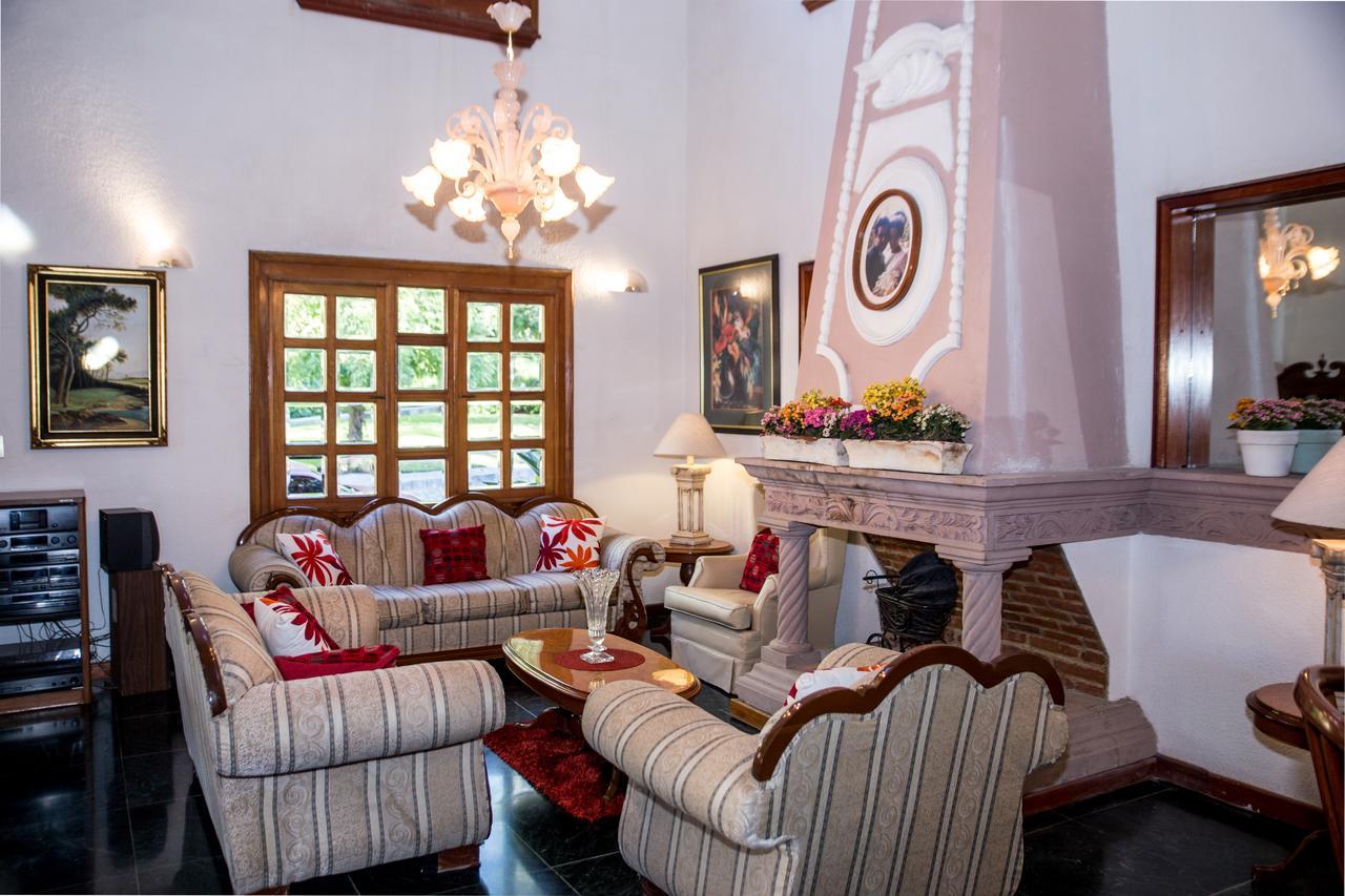 サン・ミゲル・デ・アジェンデ Tu Casa En El Parque Bed & Breakfast エクステリア 写真