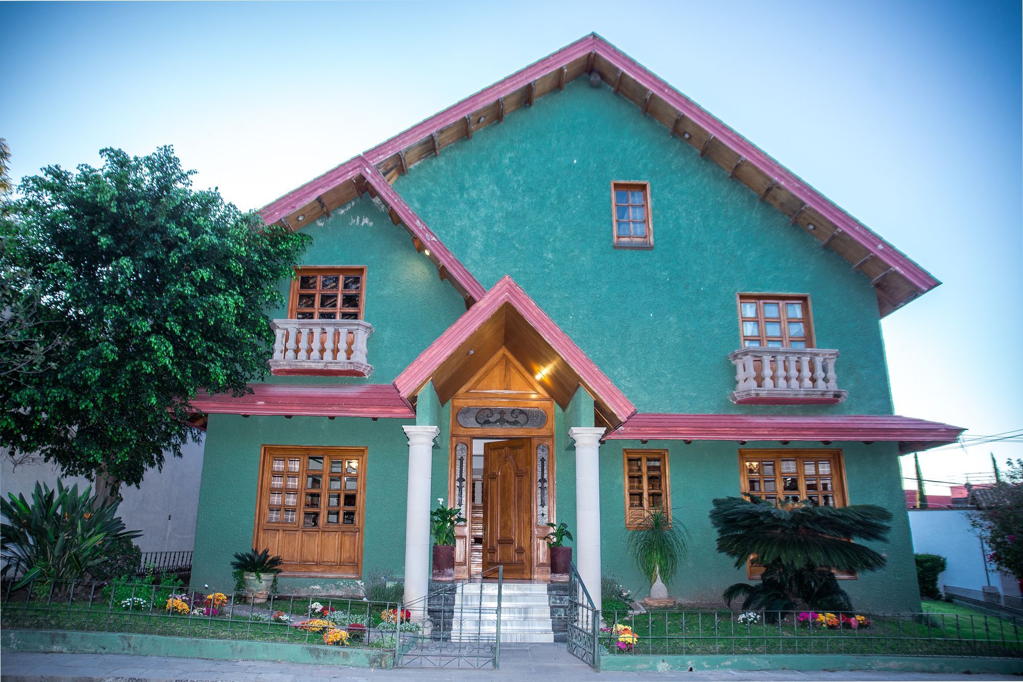 サン・ミゲル・デ・アジェンデ Tu Casa En El Parque Bed & Breakfast エクステリア 写真